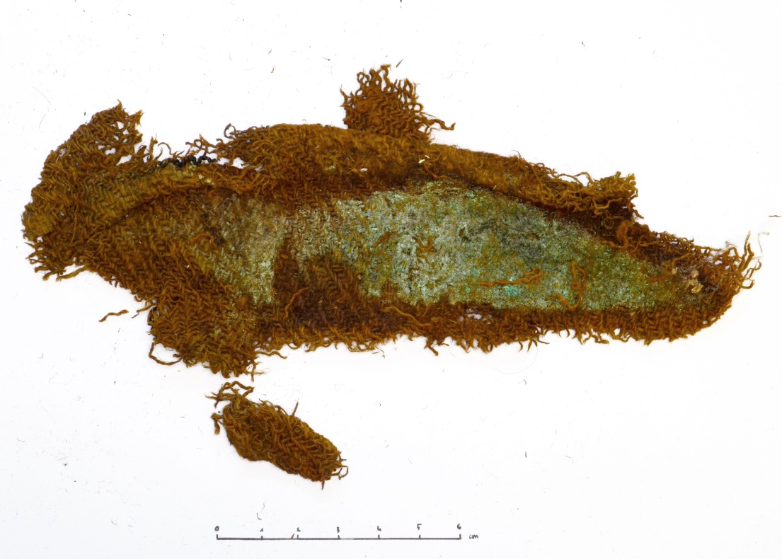 Fragment tkaniny z wykopalisk w Równinie Dolnej