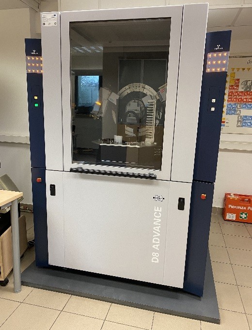 Rys 2. Dyfraktometr Bruker D8 ADVANCE